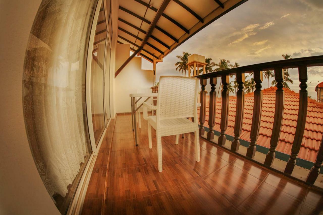 White Rose Beach Resort Marawila Luaran gambar